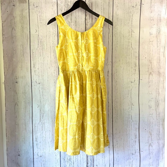 ModCloth yellow cotton dress with pockets size small.👒 - Picture 3 of 3